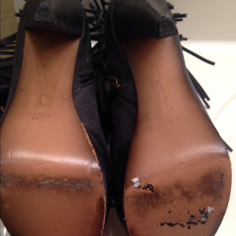 Boots - Picture 3 of 4